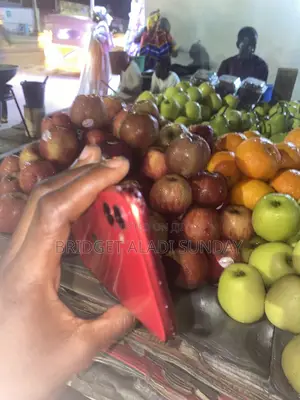 Apple iPhone 11 128 GB Red