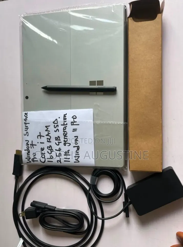 New Laptop Microsoft Surface Pro 7+ 16GB Intel Core i5 SSD 256GB