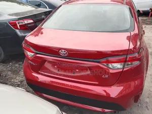 Toyota Corolla 2021 Red