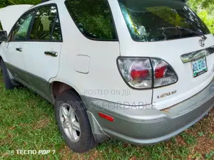Lexus RX 300 2001 White