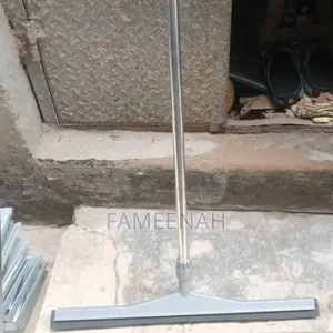 Industrial Squeegee for Cleaning