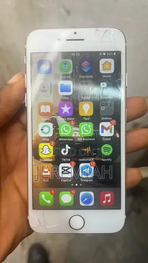 Apple iPhone 7 128 GB Silver