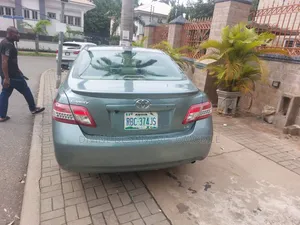 Toyota Camry 2010 Green