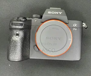 Original Sony A7iii Camera With 28-70mm Optical Lens