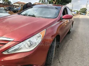 Hyundai Sonata 2011 Red