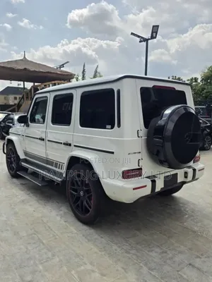 Mercedes-Benz G-Class 2019 White