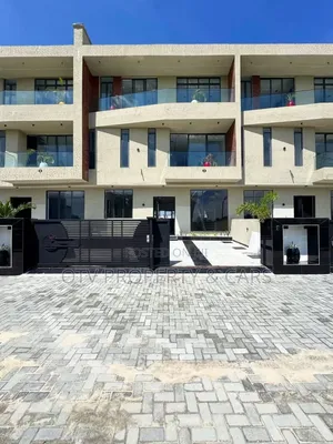 5bdrm Duplex in Lekki Phase 1 for sale