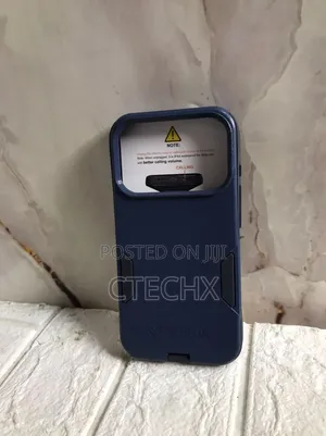 OtterBox iPhone 17 Pro Max MagSafe Case Screen Protector - Blue