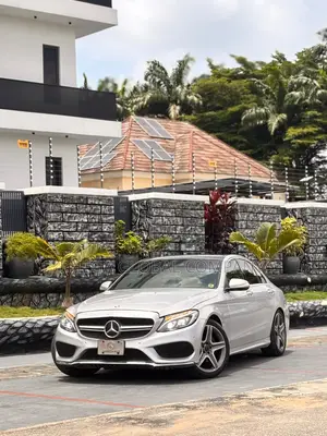 Mercedes-Benz C400 2018 Silver
