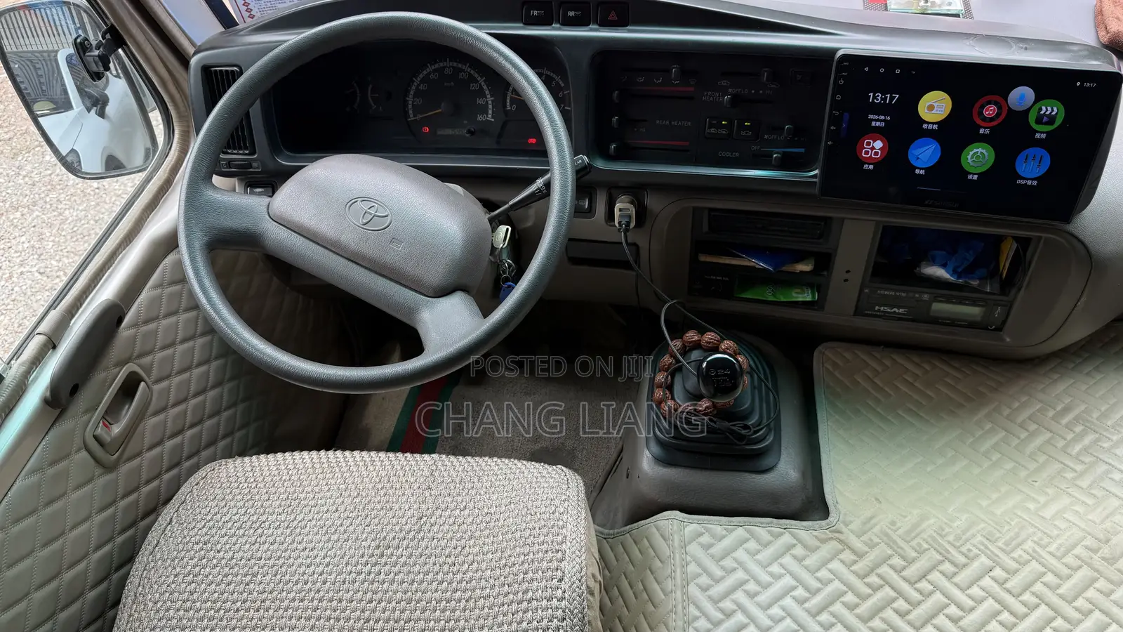 Toyota Coaster 2013 Orange