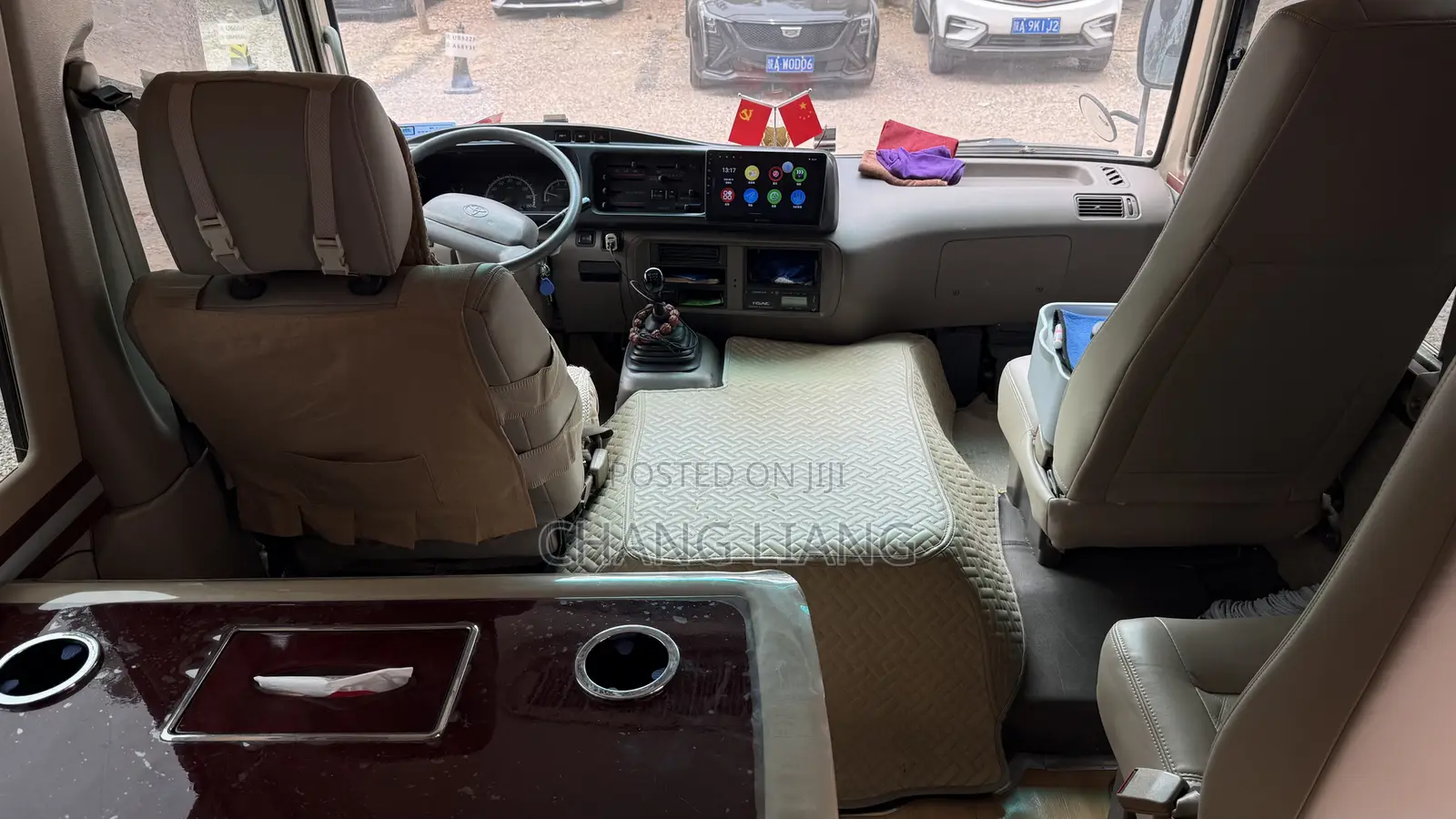 Toyota Coaster 2013 Orange