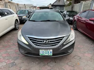 Hyundai Sonata 2011 Gray