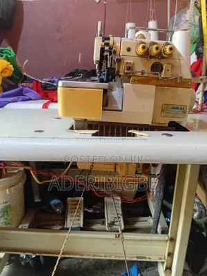 Industrial Sewing Machine