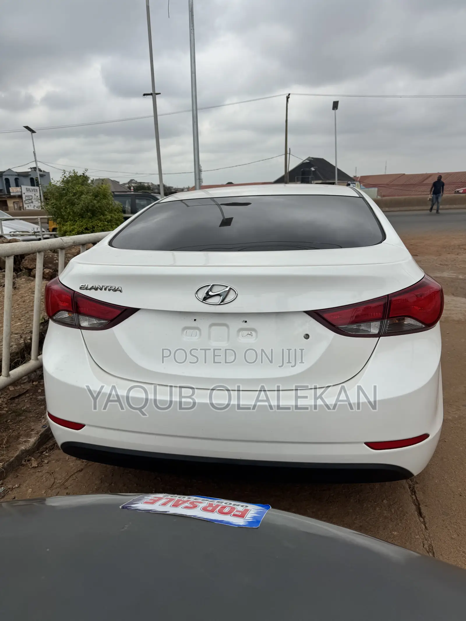 Hyundai Elantra 2016 White