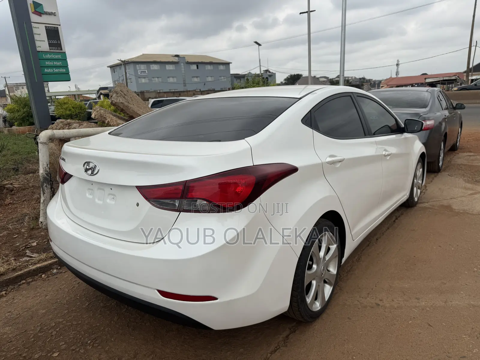 Hyundai Elantra 2016 White