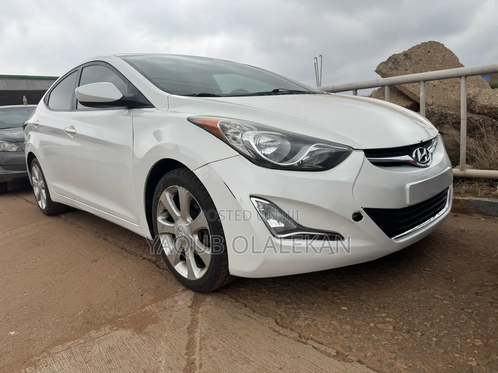 Hyundai Elantra 2016 White