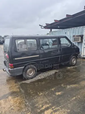 Volkswagen Transporter 2004 Black