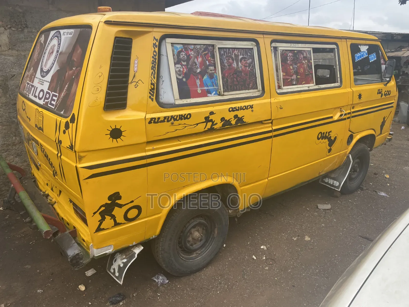 Volkswagen Transporter 1995 Yellow