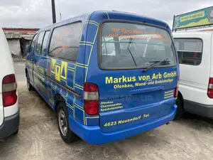 Toyota HiAce 2006 Blue