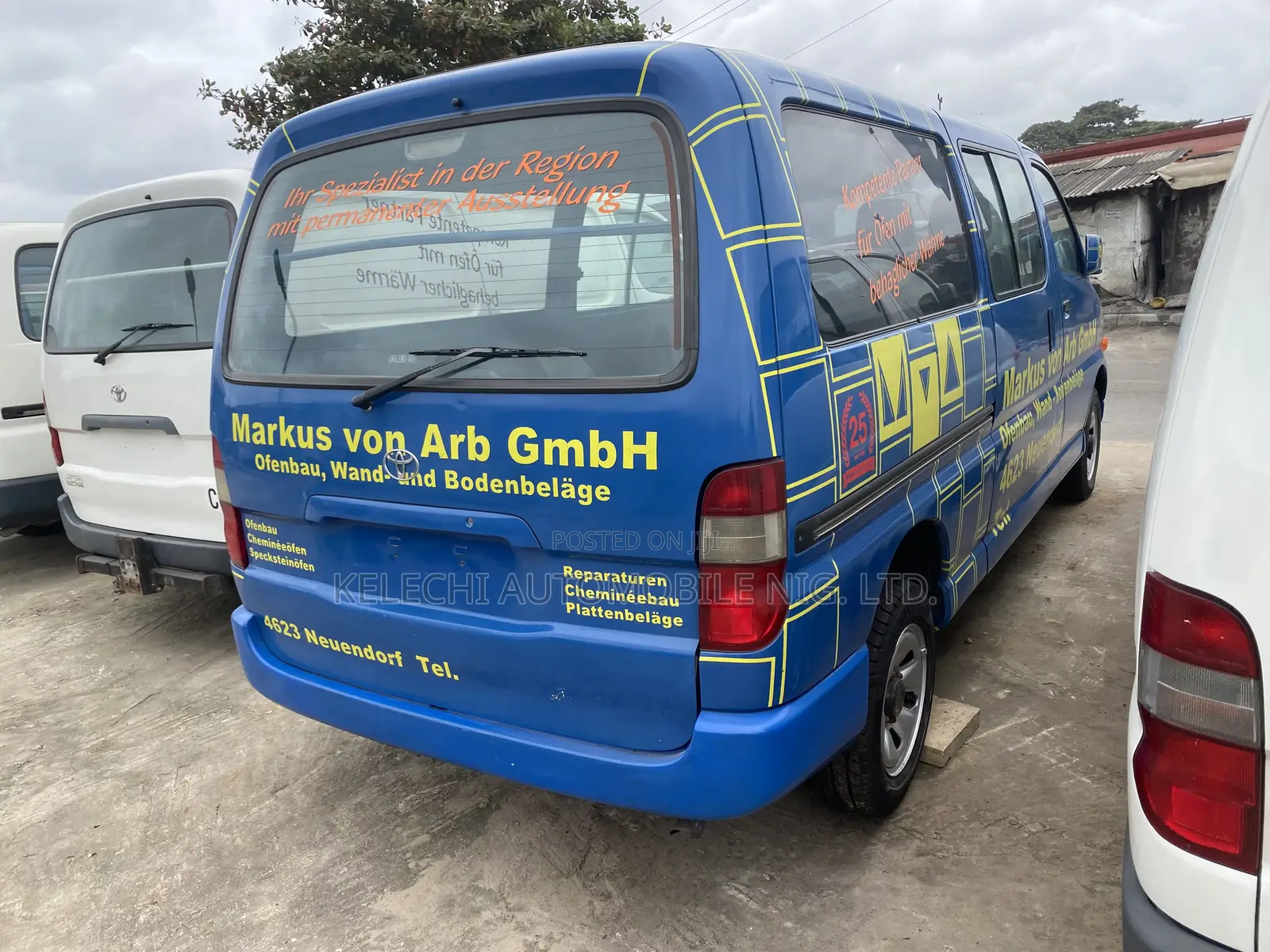 Toyota HiAce 2006 Blue