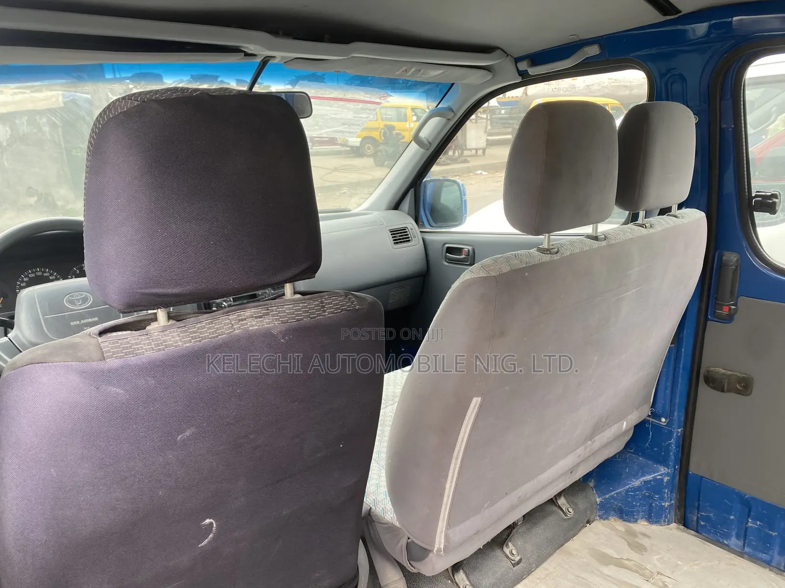 Toyota HiAce 2006 Blue
