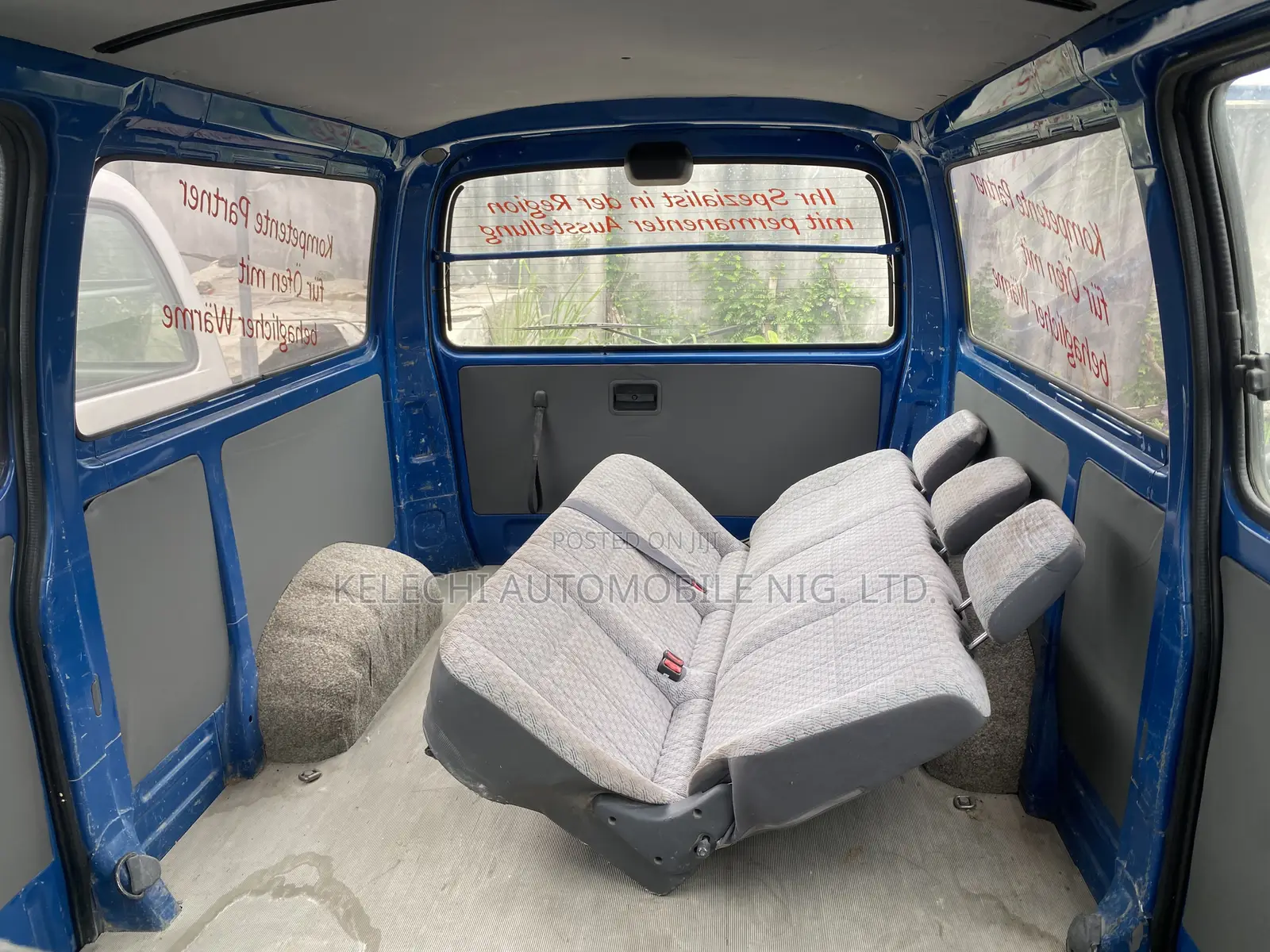 Toyota HiAce 2006 Blue