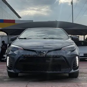 Toyota Corolla 2018 Blue