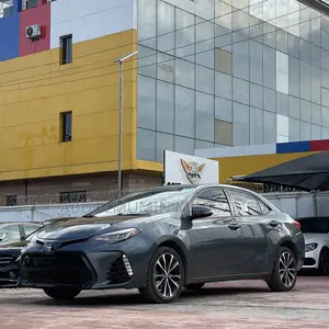 Toyota Corolla 2018 Blue