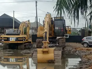 Foreign Used Cat Excavator 2010model