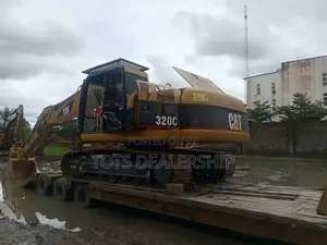 Foreign Used Cat Excavator 2010model