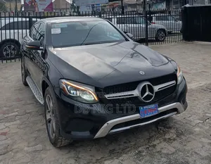 Mercedes-Benz GLC-Class 2017 Black