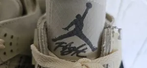 Air Jordan 4 Retro Off-White Sail.
