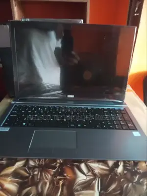 Laptop Toshiba 4GB Intel Core i5 HDD 500GB