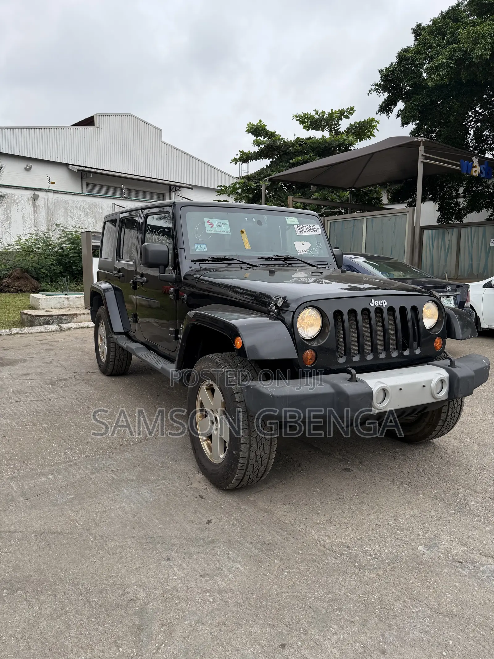 Jeep Wrangler Sahara 2012 Black