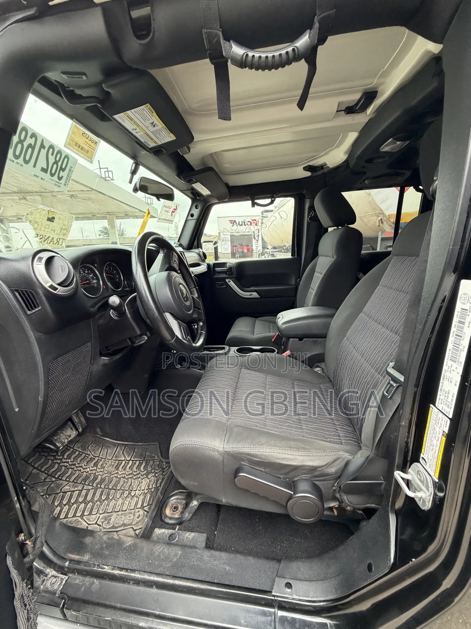 Jeep Wrangler Sahara 2012 Black