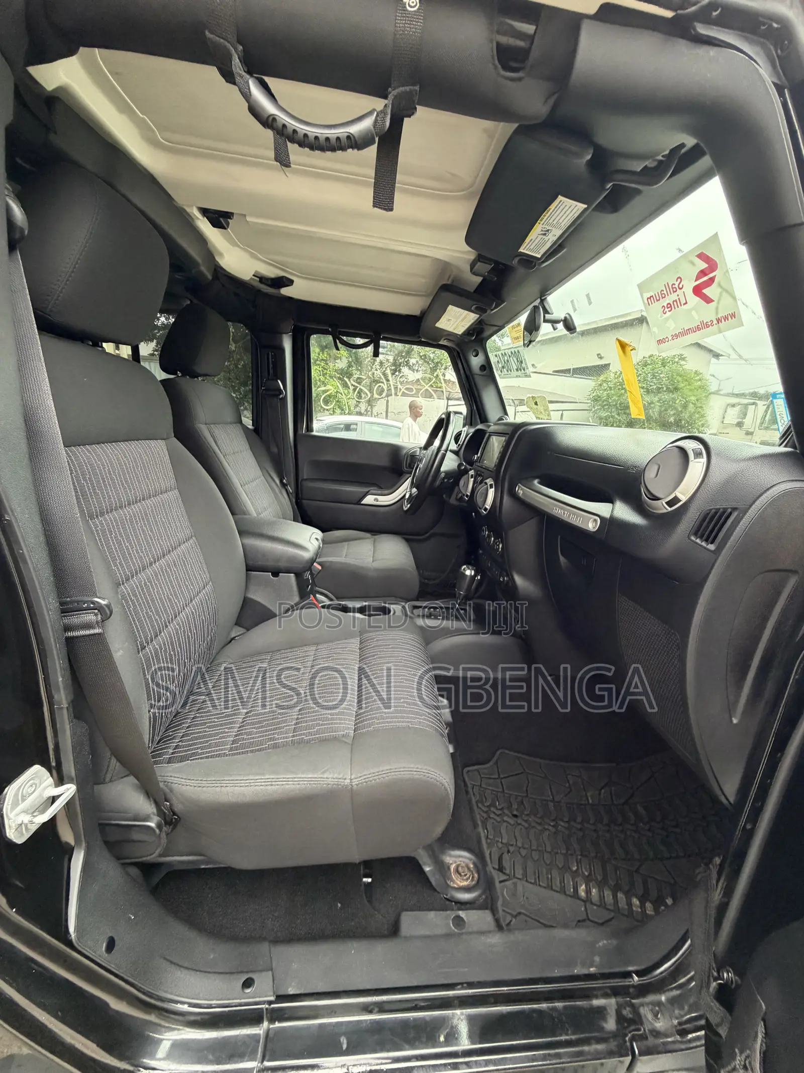 Jeep Wrangler Sahara 2012 Black