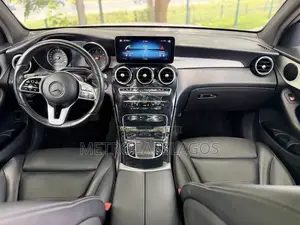 Mercedes-Benz GLC-Class 2022 White