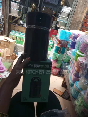 1L Vaccum Lunch Box