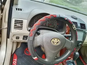 Toyota Corolla 2008 Gold