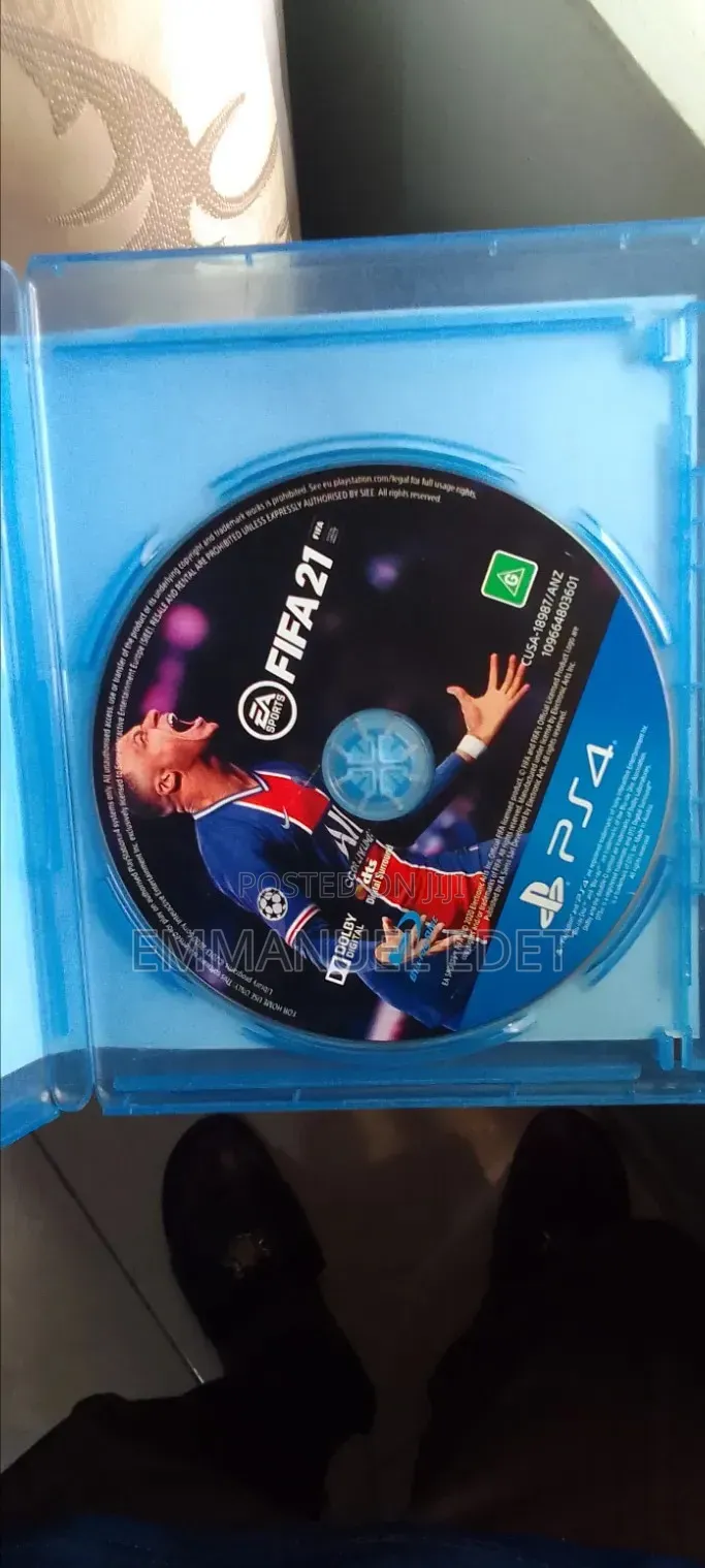 Super Clean FIFA 21