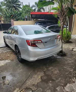 Toyota Camry 2012 Silver