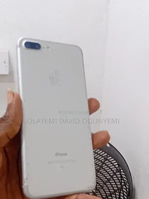 Apple iPhone 7 Plus 32 GB White