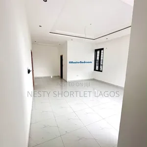 Furnished 5bdrm House in Iseri for sale