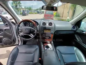 Mercedes-Benz M Class 2011 Silver