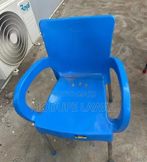 Quality Iron Leg Chair