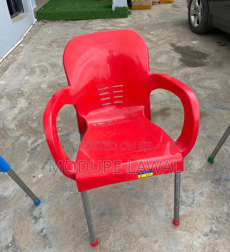 Quality Iron Leg Chair