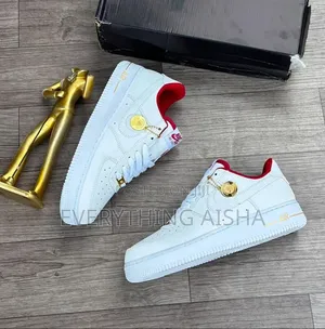 Nike Sneakers