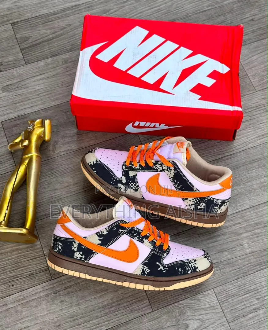 Nike Sneakers