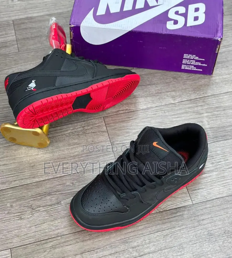 Nike Sneakers
