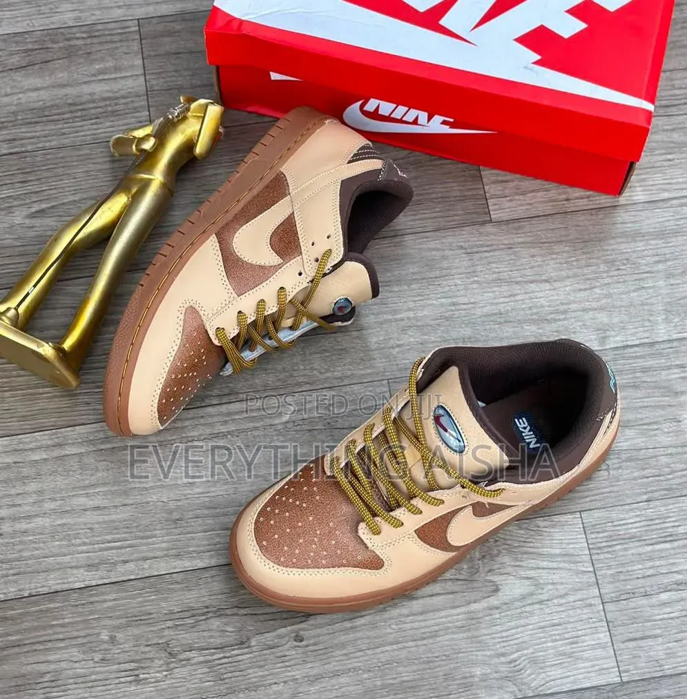 Nike Sneakers